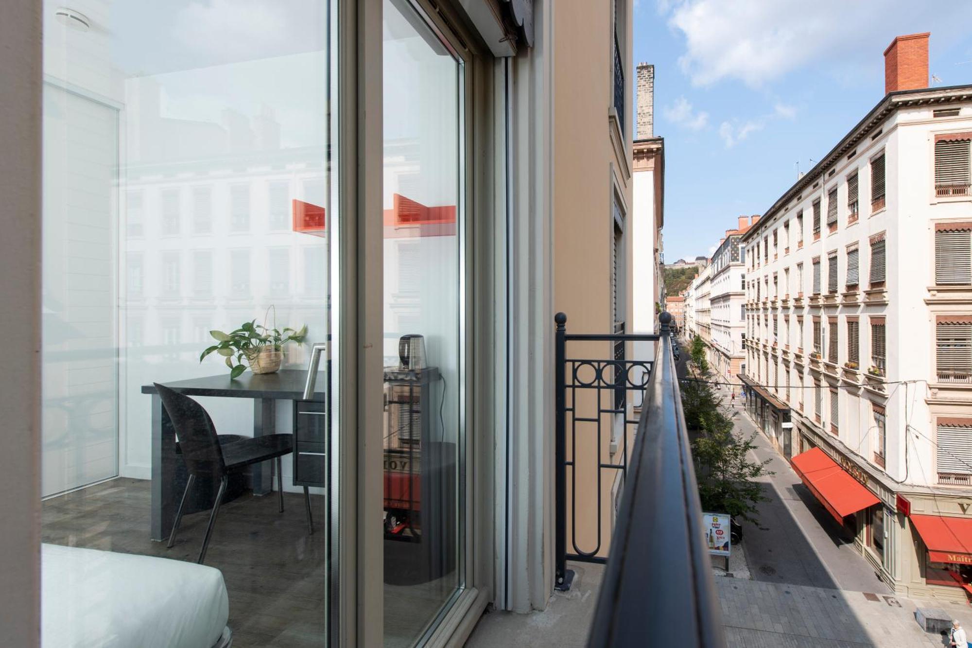 Resilodge Lyon 2 Экстерьер фото
